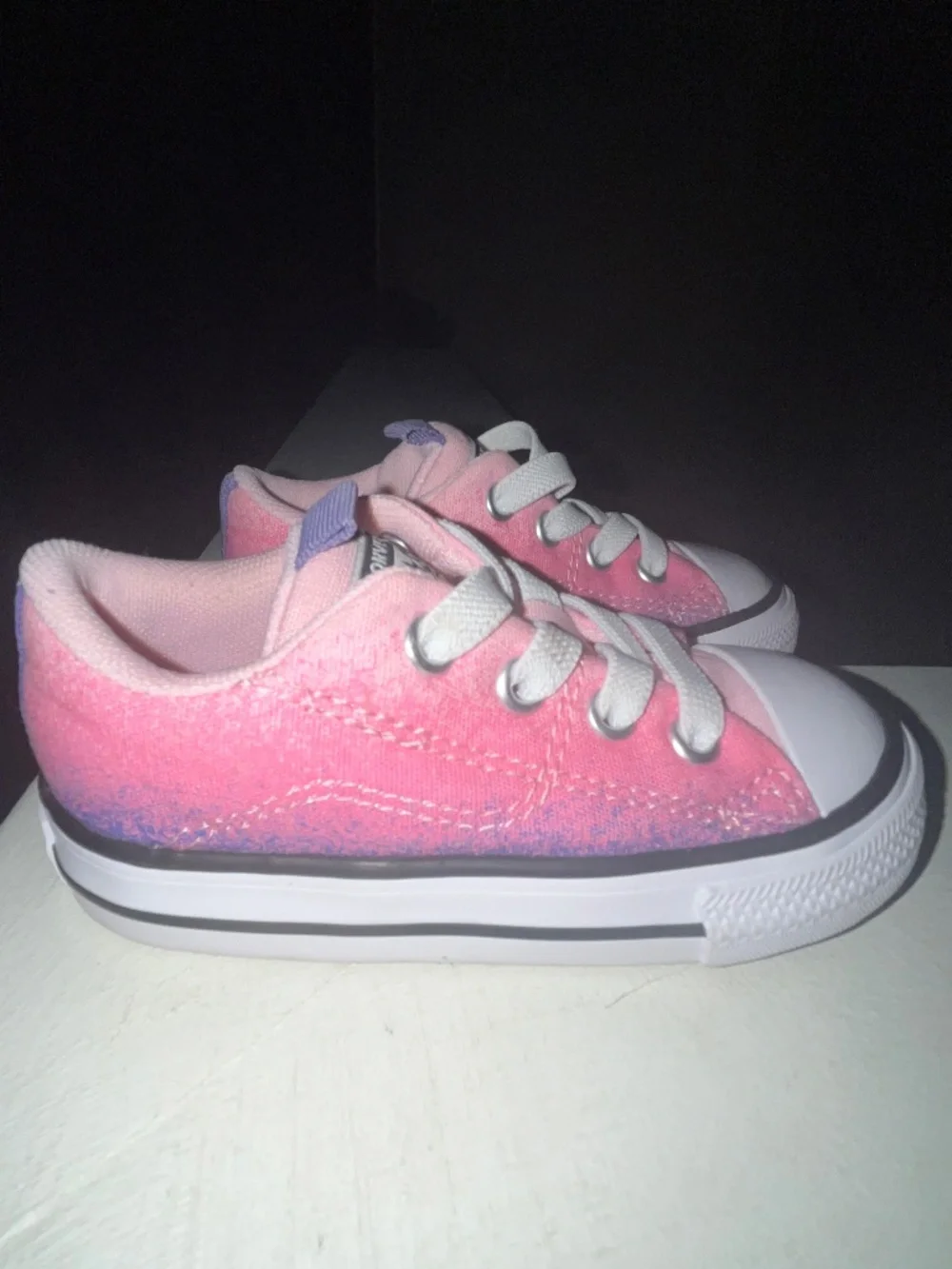 Baby Girl Converse sz c5